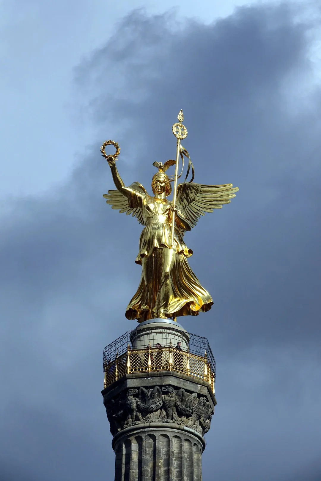 The Goldelse on the Victory Column, Grosser Stern